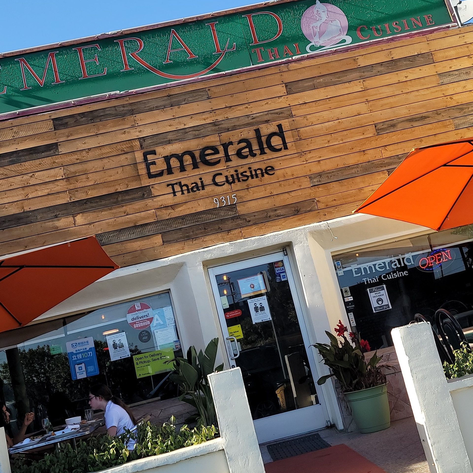 Culver City's neighborhood Thai kitchen