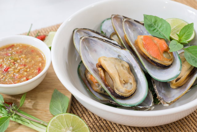 64. Steamed Mussels.