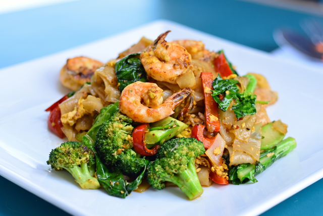 32. Pad-Kee-mao.